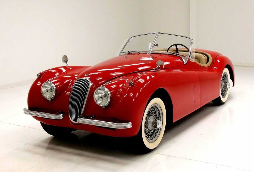 أجمل سيارة في العالم - Jaguar XK120 – 1954